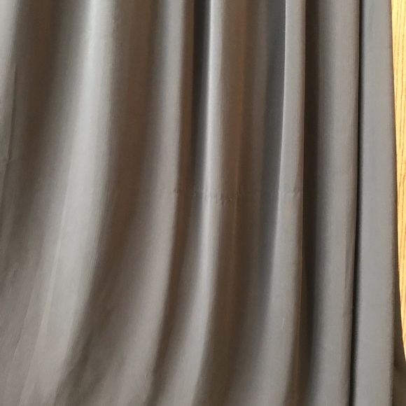 Formal gown sz 2 - Picture 3 of 7